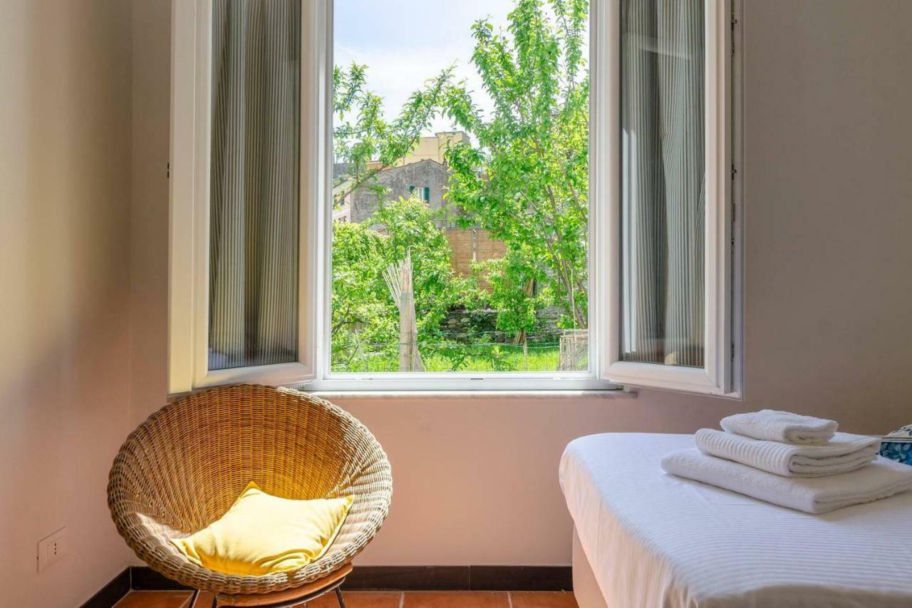 Appartamento Joivy Family Flat With Little Patio, Cinque Terre Vernazza Esterno foto