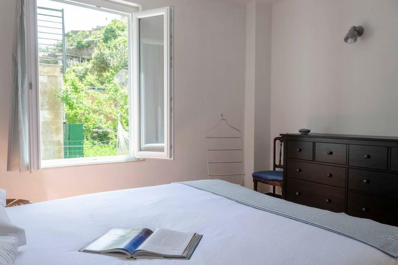 Appartamento Joivy Family Flat With Little Patio, Cinque Terre Vernazza Esterno foto