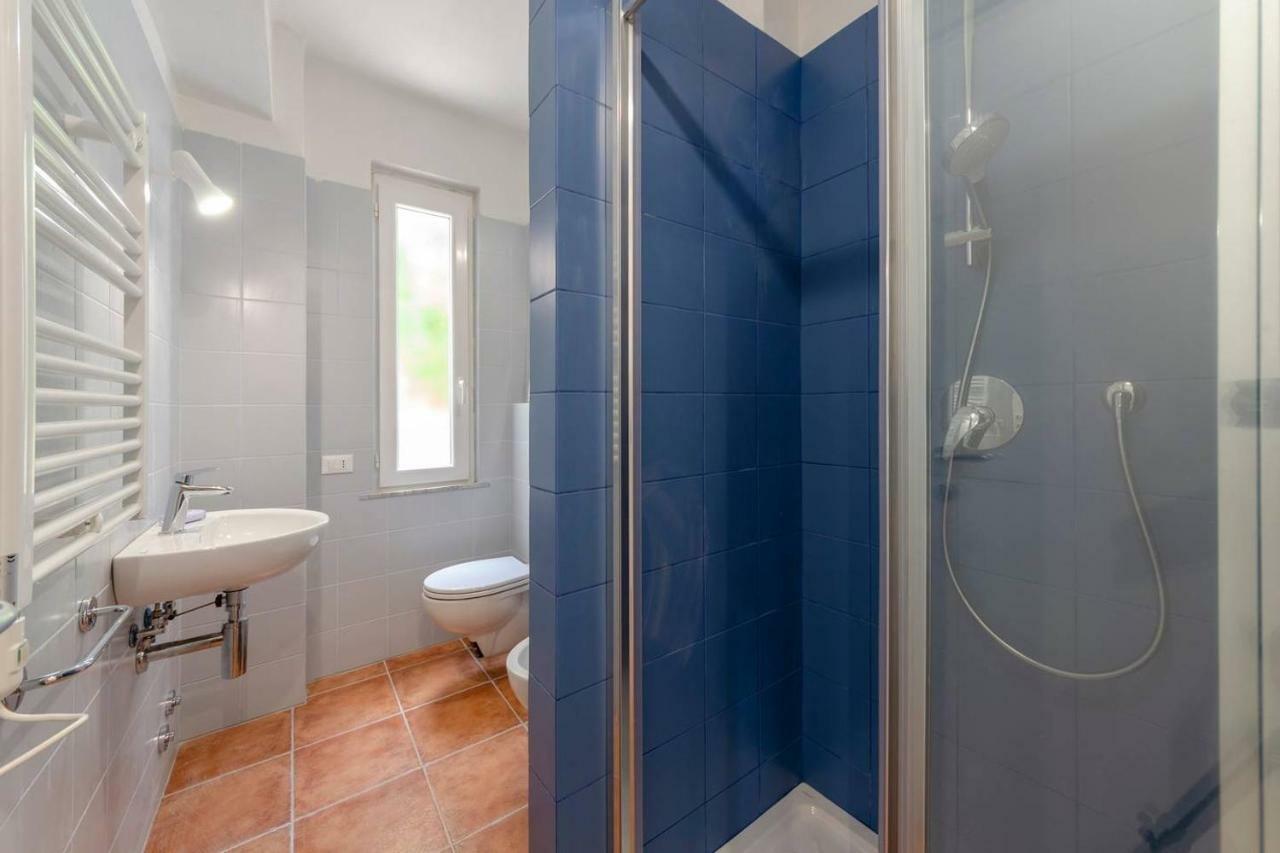 Appartamento Joivy Family Flat With Little Patio, Cinque Terre Vernazza Esterno foto