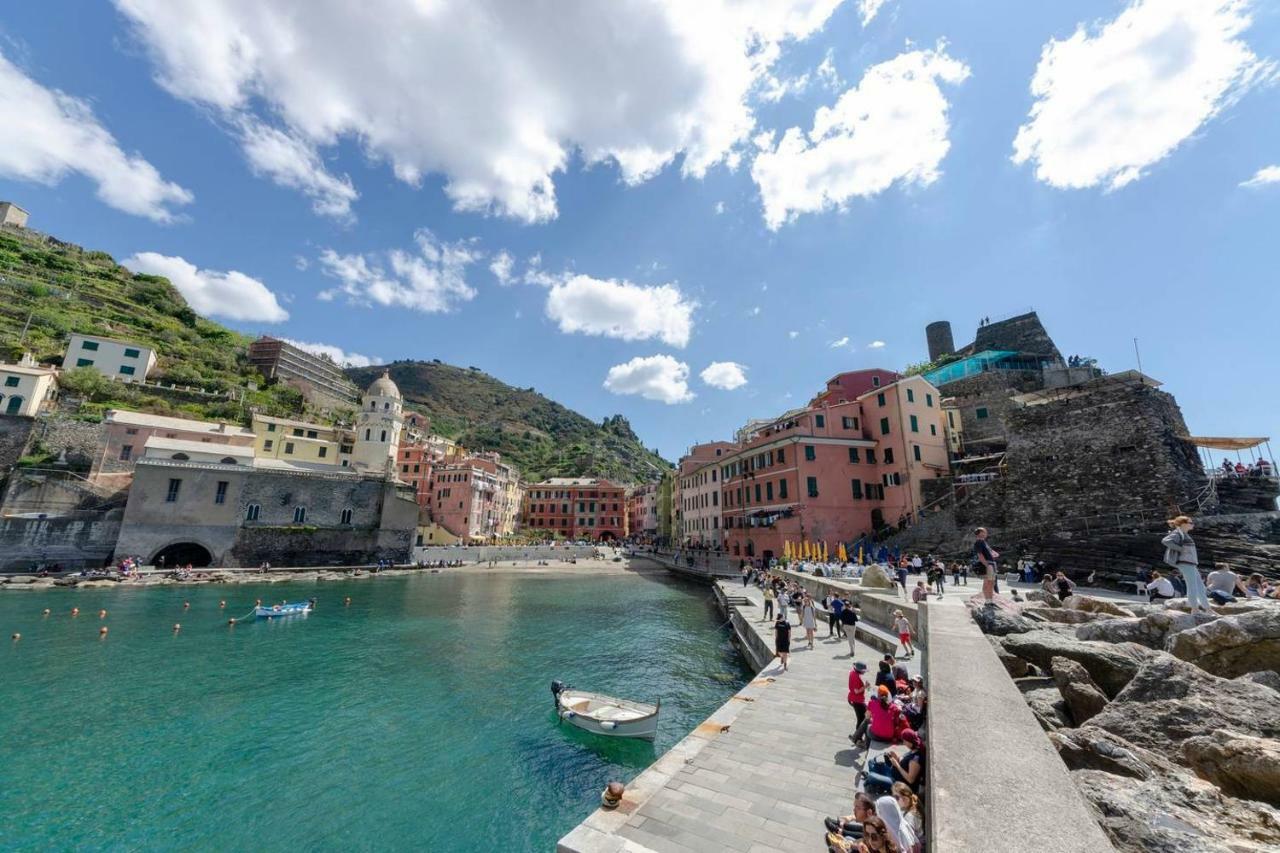 Appartamento Joivy Family Flat With Little Patio, Cinque Terre Vernazza Esterno foto