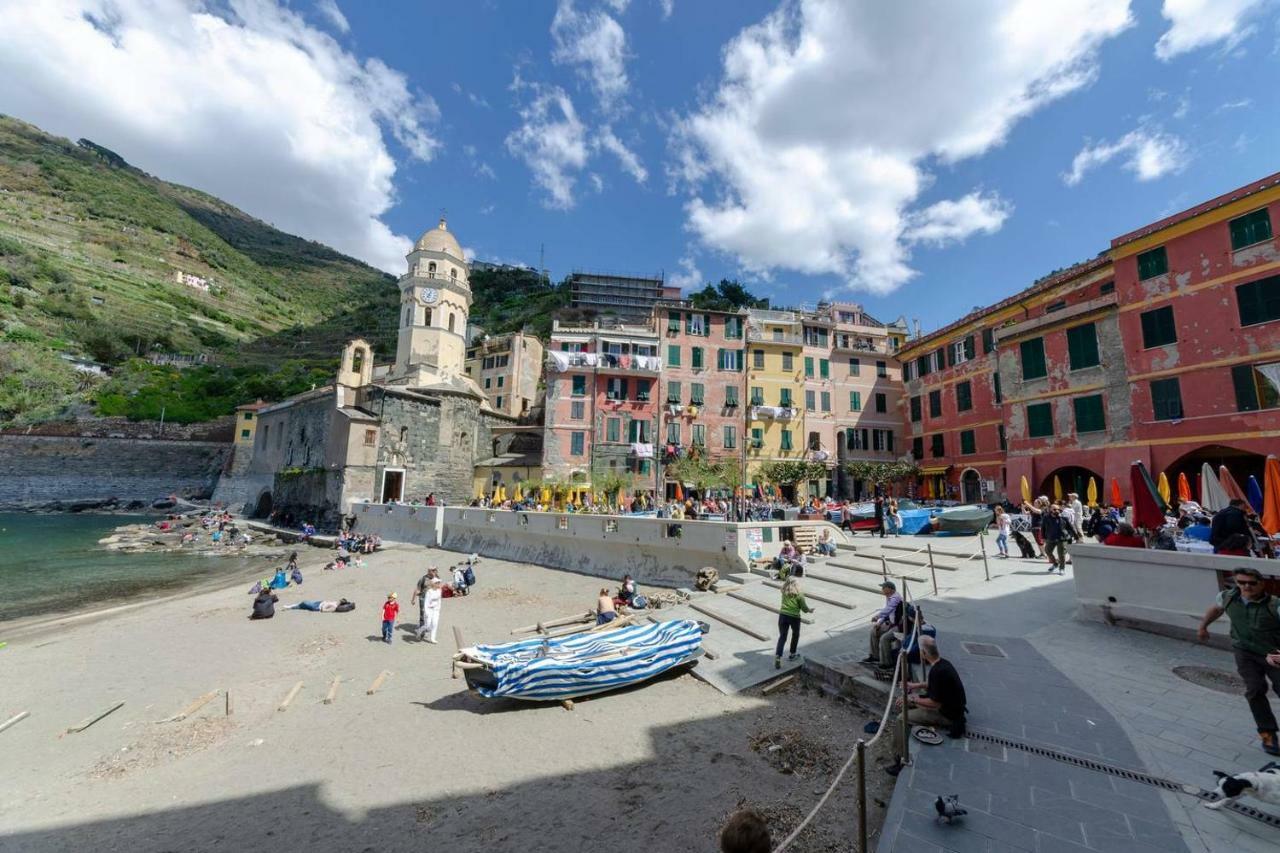 Appartamento Joivy Family Flat With Little Patio, Cinque Terre Vernazza Esterno foto